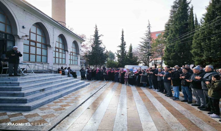 Gedizde 37 umreci dualarla uğurlandı