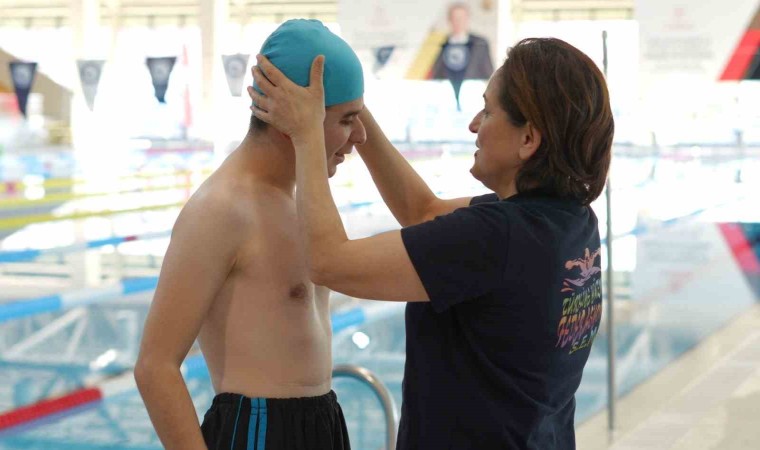 Görme engelli gencin hedefi milli sporcu olup, Avrupada Türk bayrağını dalgalandırmak