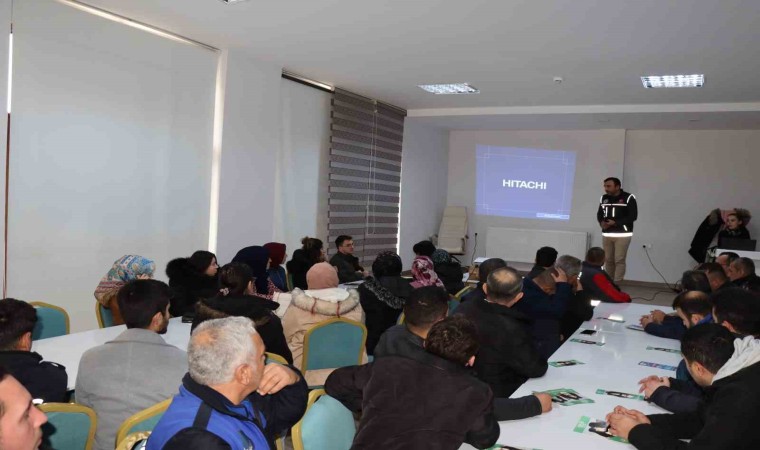 Günyüzünde bağımlılıkla mücadele hakkında bilgilendirme toplantısı yapıldı