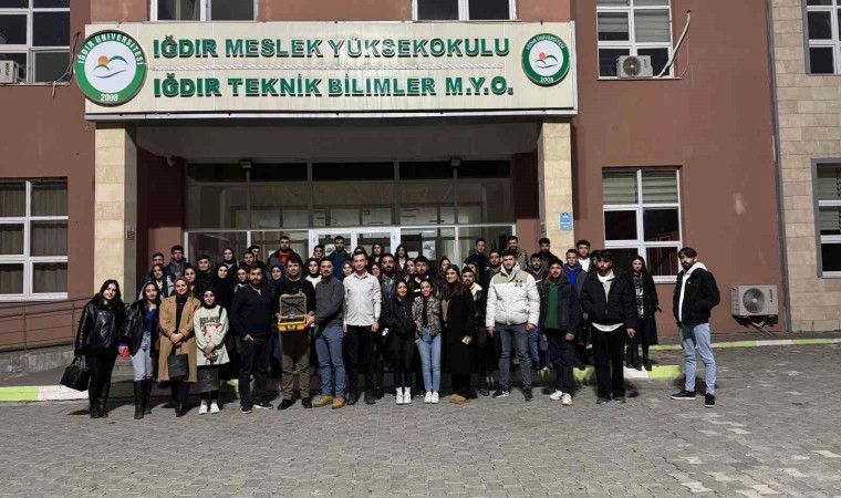 Iğdır Üniversitesinde Özel Sektörde Haritacılık Faaliyetleri semineri gerçekleştirildi