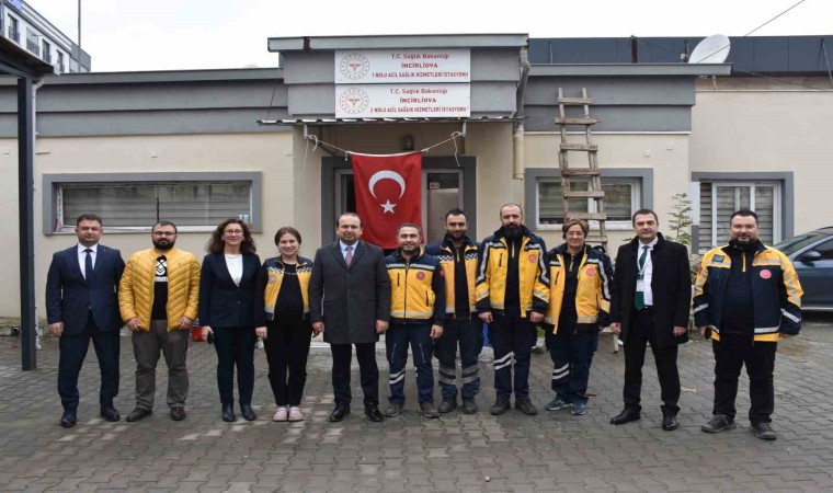 İl Sağlık Müdürü Şenkul acil sağlık hizmetleri personeli ile bir araya geldi