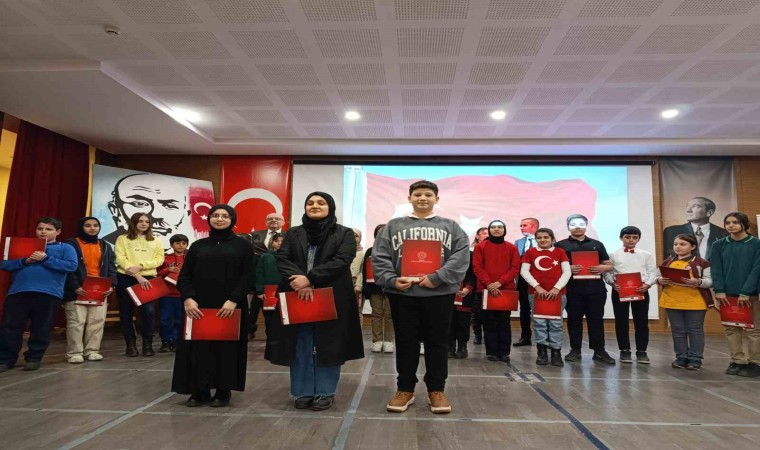 İstiklal Marşını en güzel şekilde okudular