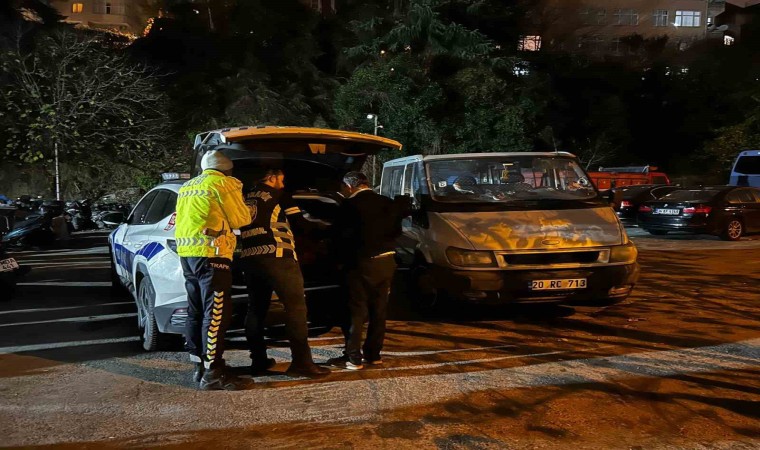 Kağıthanede küçük çocuğun canını hiçe sayan sürücü yakalandı