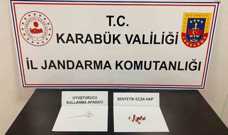 Karabükte 20 adet sentetik ecza hap ele geçirildi