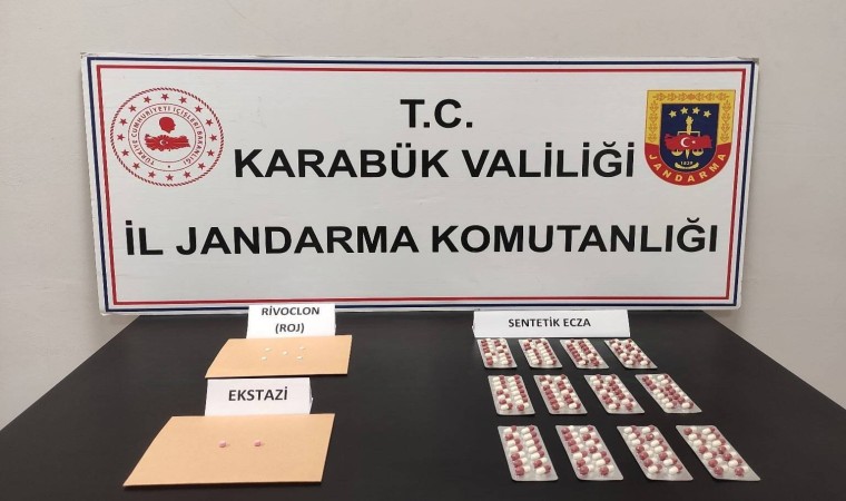 Karabükte uyuşturucuyla yakalanan 5 şüpheli gözaltına alındı