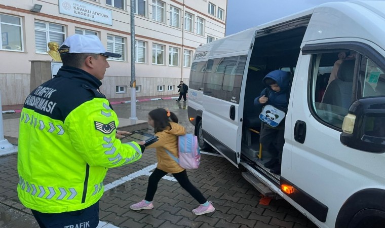 Kırklarelinde okul servisleri denetlendi