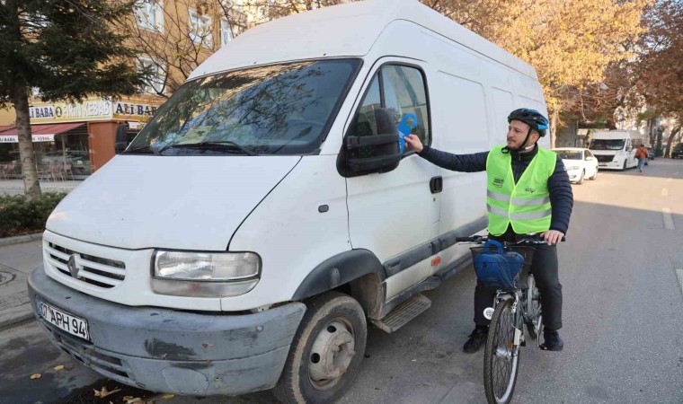 Konyada bisiklet yollarının araçlar tarafından işgal edilmesine dikkat çekildi