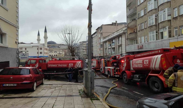 Küçükçekmecede tekstil atölyesinde korkutan yangın