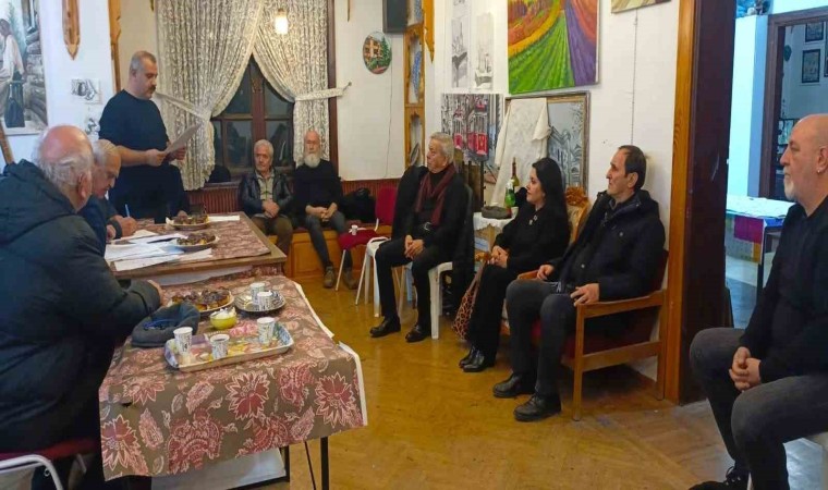 Kütahya Güzel Sanatlar ve Edebiyat Derneğinin yeni yönetim kurulu belirlendi