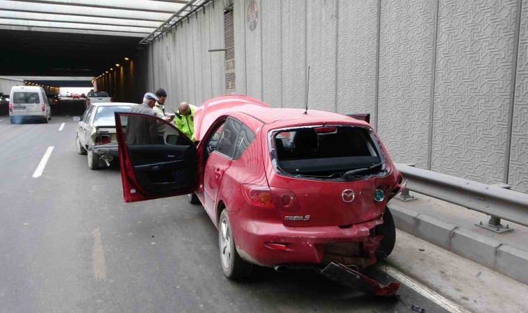 Malatyada altgeçitte zincirleme kaza: 2 yaralı