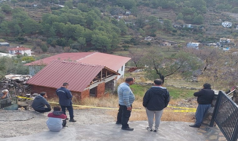 Marmariste düğünden dönen adam yol kenarında ölü bulundu