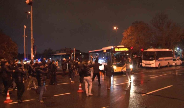 Özel halk otobüsü esnafından Saraçhanede İBBye protesto