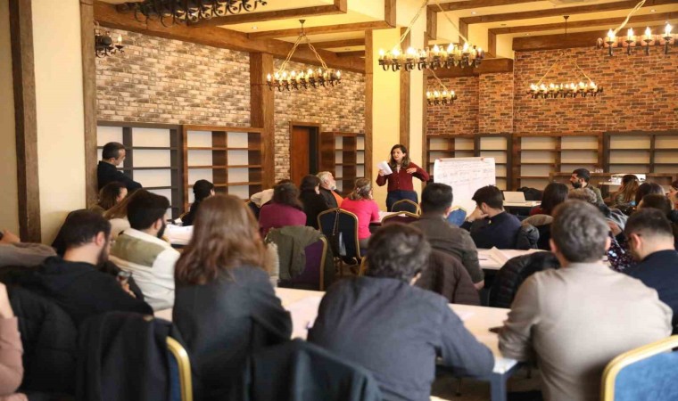 ‘Proje Döngüsü Yönetimi ve Fon Kaynaklarına Erişim Eğitimi tamamlandı