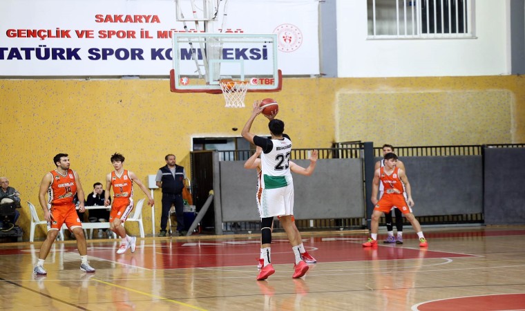 Sakarya Büyükşehir Basket takımının hedefi Bornovada mutlak galibiyet