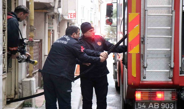 Sakaryada şehir merkezinde korkutan yangın