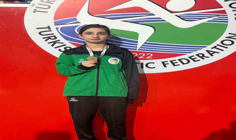 Sakaryalı özel atletizm sporcusu İstanbuldan şampiyon döndü