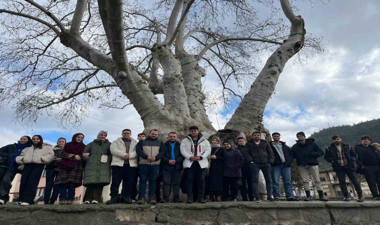 Sakaryanın tarihini ve doğal harikalarını Büyükşehirle keşfettiler