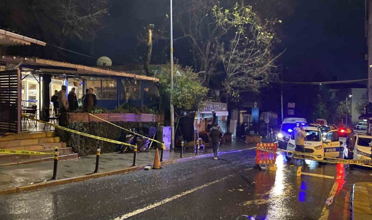 Sarıyerde kahvehane önünde silahlı kavga. 1 yaralı