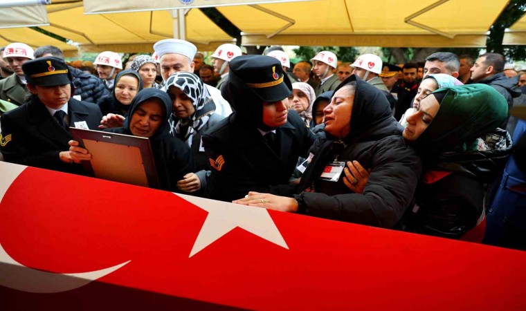 Şehit eşinden yürek yakan ağıt: Canım eşim, doyamadım