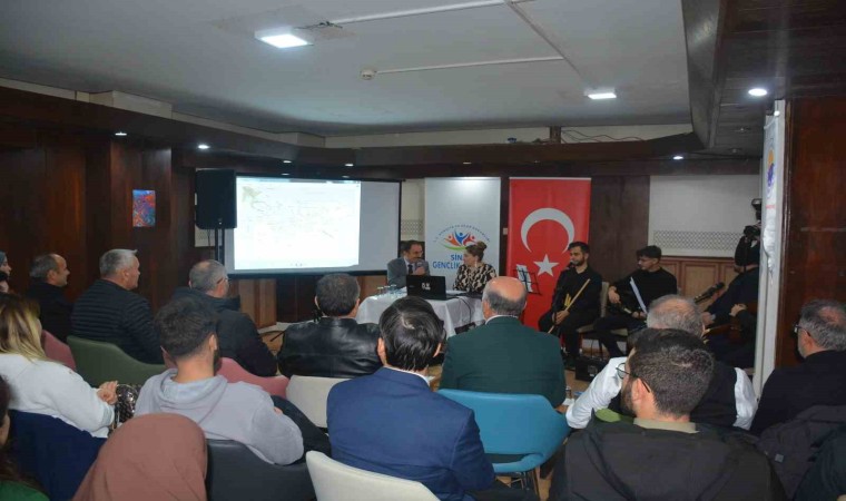 Sinopta Muinüddin Süleyman Pervane konferansı