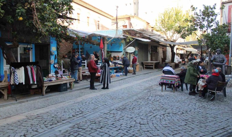 Tarihi çarşı ayağa kalkacağı günü bekliyor