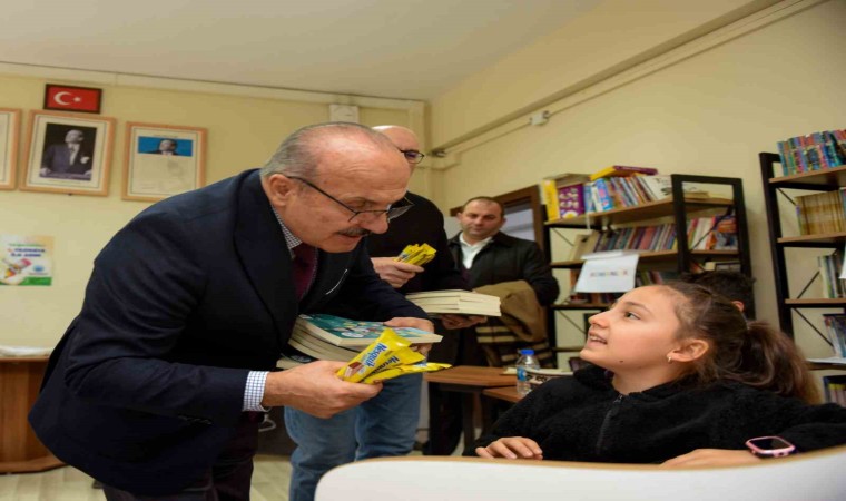 Taşköprü Belediyesinden geleceğin yazarlarına destek