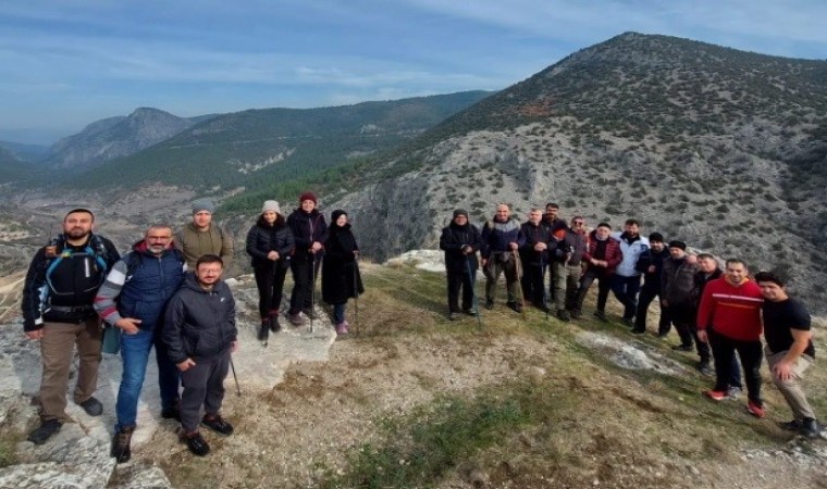 Tavşanlıdan Eğrigöz Kalesinde doğa yürüyüşü