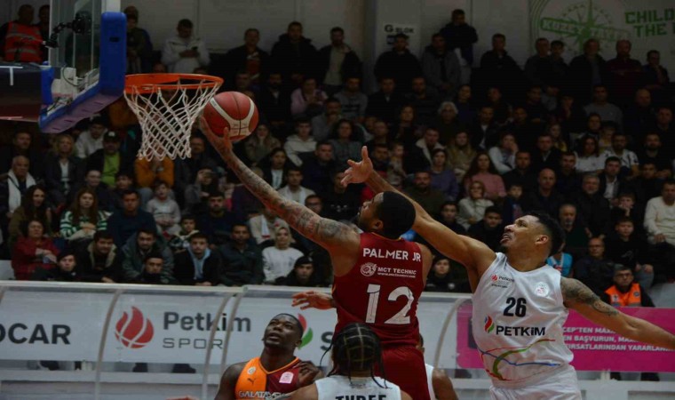 Türkiye Sigorta Basketbol Süper Ligi: Aliağa Petkimspor: 77 - Galatasaray: 94