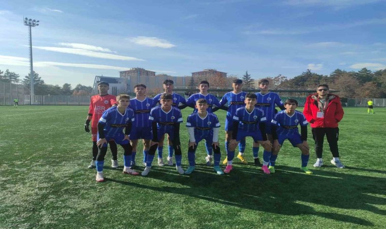 U16da Tomarza Belediyespor 3 puanı 3 golle aldı