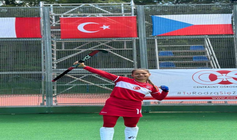 Ümit Milli Kadın Hokey Takımının yarısı Muğlalı sporculardan oluştu