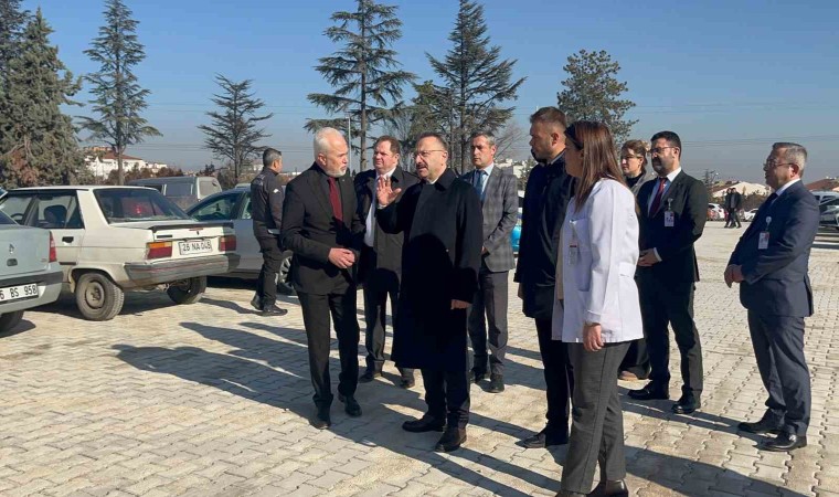 Vali Aksoy Yunus Emre Devlet Hastanesinin yeni otoparkını inceledi