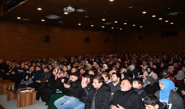 Vezirköprüde “İslam bizden ne bekliyor?” söyleşisi