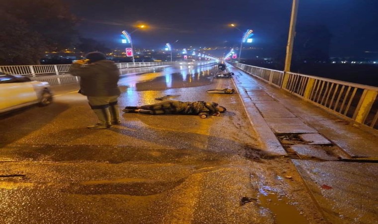 Vicdansız sürücü çarptığı kadın ve adamı ölüme terk etti