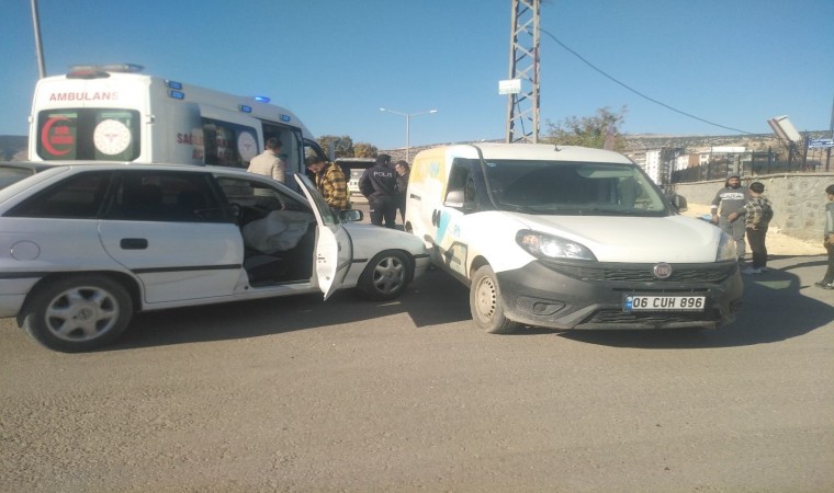 Yavuzelinde trafik kazası: 1 yaralı