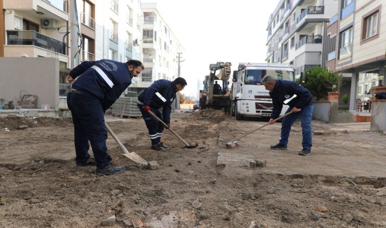 Yol yenileme çalışmaları tüm hızıyla devam ediyor