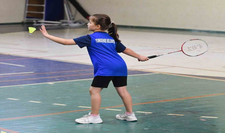 Yunusemreli badmintonculardan 5 madalya