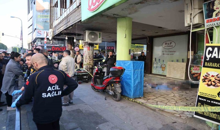 Adanada şehir merkezinde infaz: 1 ölü