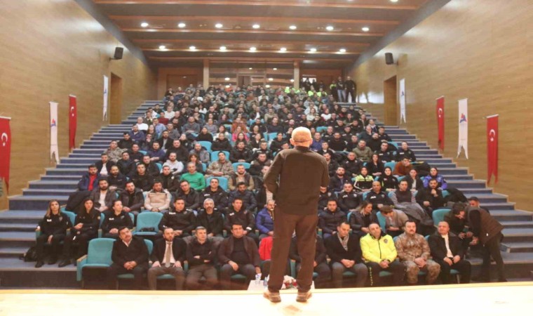 Ağrı Emniyet Müdürlüğünde Polis Teşkilatına Öfke Kontrolü ve Stres Yönetimi semineri