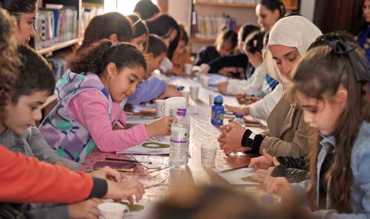 Alanyada Çocuk Kütüphanesinde öğrenciler için tam mesai