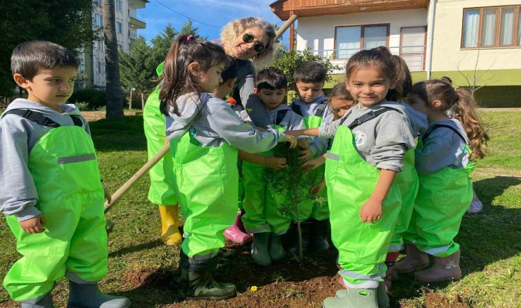 Anamurda öğrencilere çevre ve orman eğitimi verildi