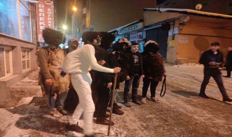 Ardahanın asırlık geleneği yılbaşında tekrar yaşatıldı