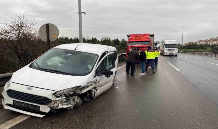 Arızalanan otomobil zincirleme kazaya sebep oldu: 1 yaralı