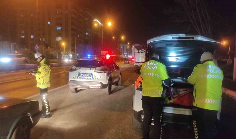 Aydında Bölge Trafik Müdürlüğü ekipleri gece boyunca mesai yaptı