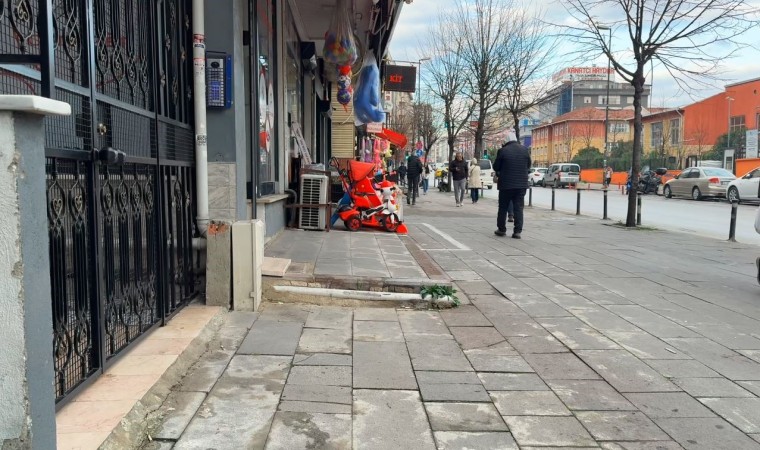 Bahçelievlerde molaya çıkan çalışana silahlı saldırı: O anlar kamerada