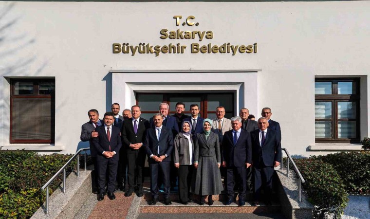 Bakan Göktaştan, Sakaryaya huzur evi müjdesi