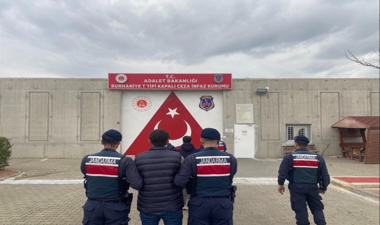 Balıkesirde 6 günde 45 düzensiz göçmen yakalandı, 2 organizatör tutuklandı