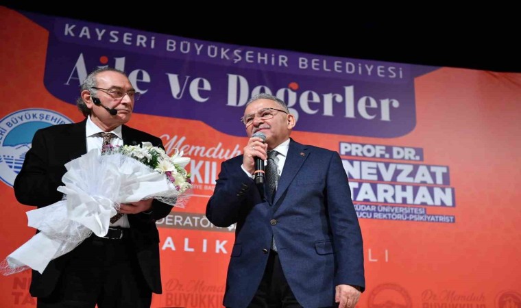 Başkan Büyükkılıç, Aile ve Değerler Konferansına katıldı