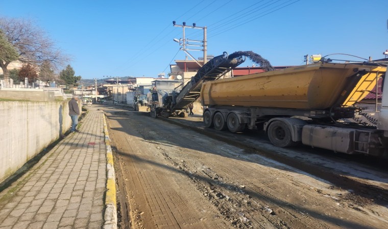 Başkan Çerçioğlu Sökenin yollarını yeniliyor