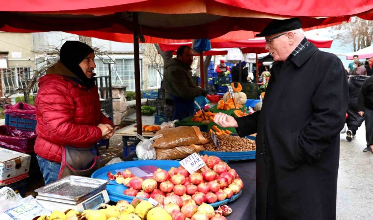 Başkan Kurt Yenikent Pazaryerini ziyaret etti