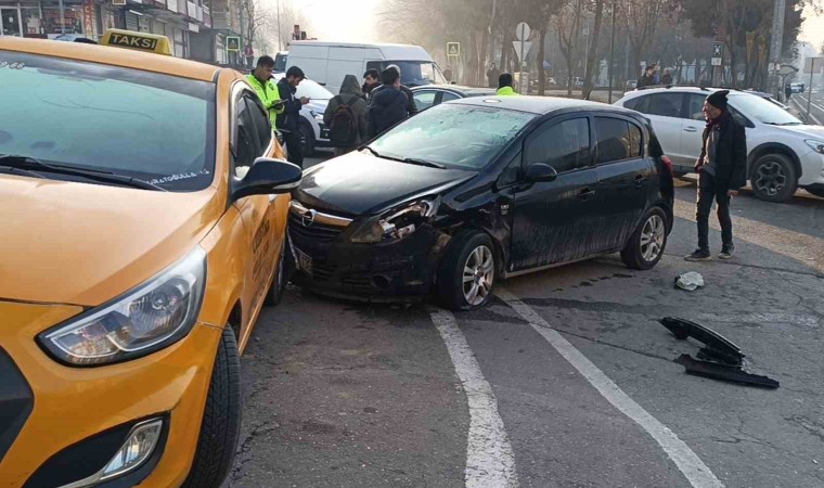 Batmanda zincirleme kaza: 1 yaralı